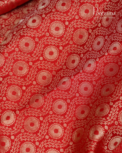 Pure Kanjivaram Silk Saree in Vibrant Red with Golden Zari and Contrasting Orange Border - A Timeless Masterpiece of Traditional Elegance
