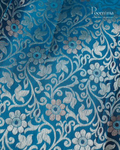PURE KANJIVARAM SILK SAREE IN BLUE AND BROWN COMBINATION WITH ALLOVER SILVER ZARI WOVEN