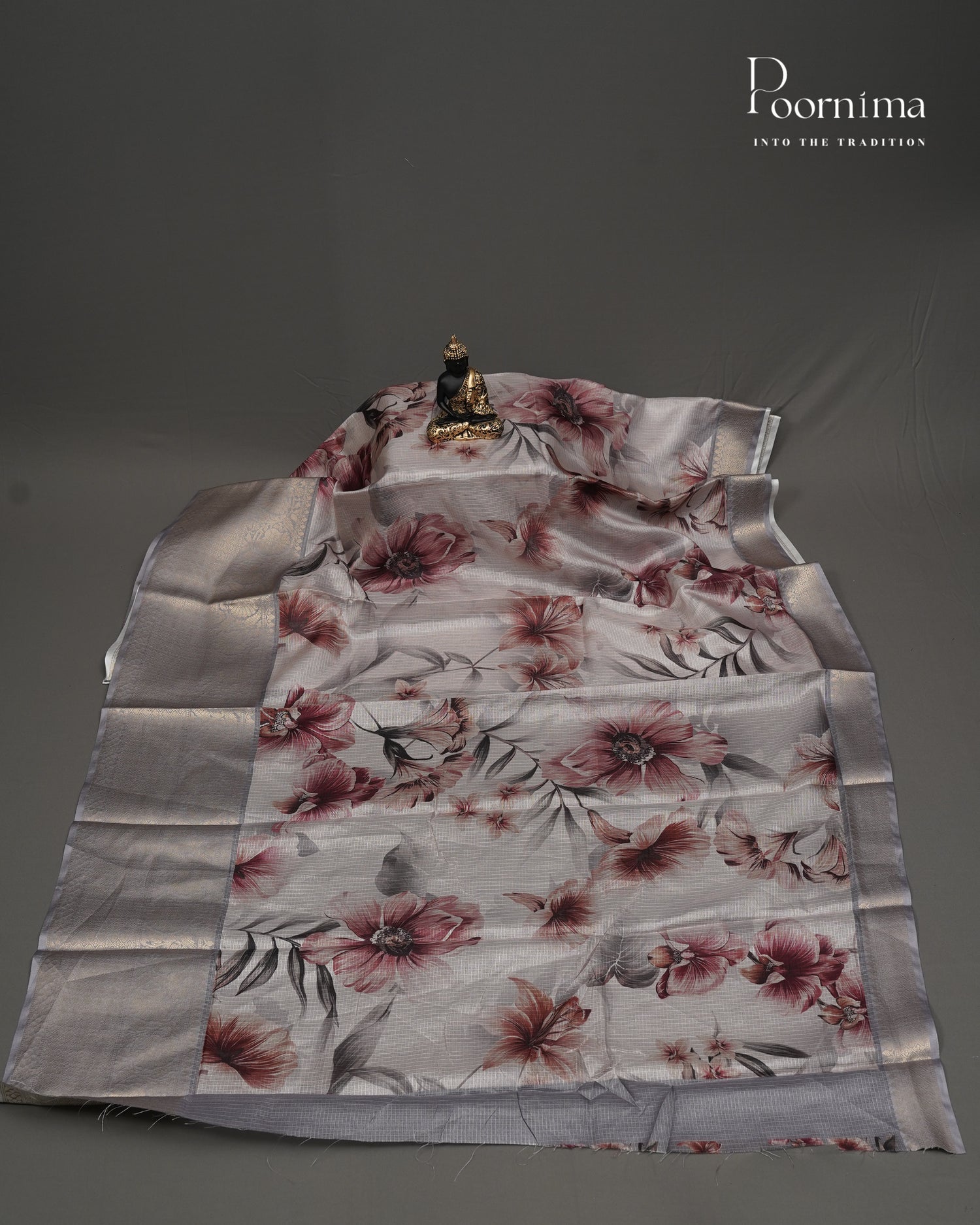 WHITE &amp; GREY - GRACEFUL SEMI KOTA DAILY WEAR SAREE WITH ALLOVER FLOWER PRINTS &amp; BIG ZARI BORDER